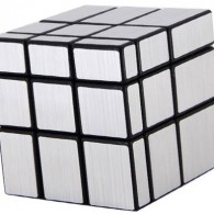 Кубик Рубика золотой